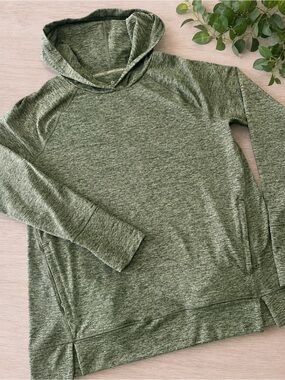 OFFLINE by Aerie | Heathered Green Performance Hoodie ✨Size S